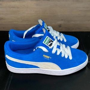 Brand new, Puma suede classic, color blue, kids size 7c